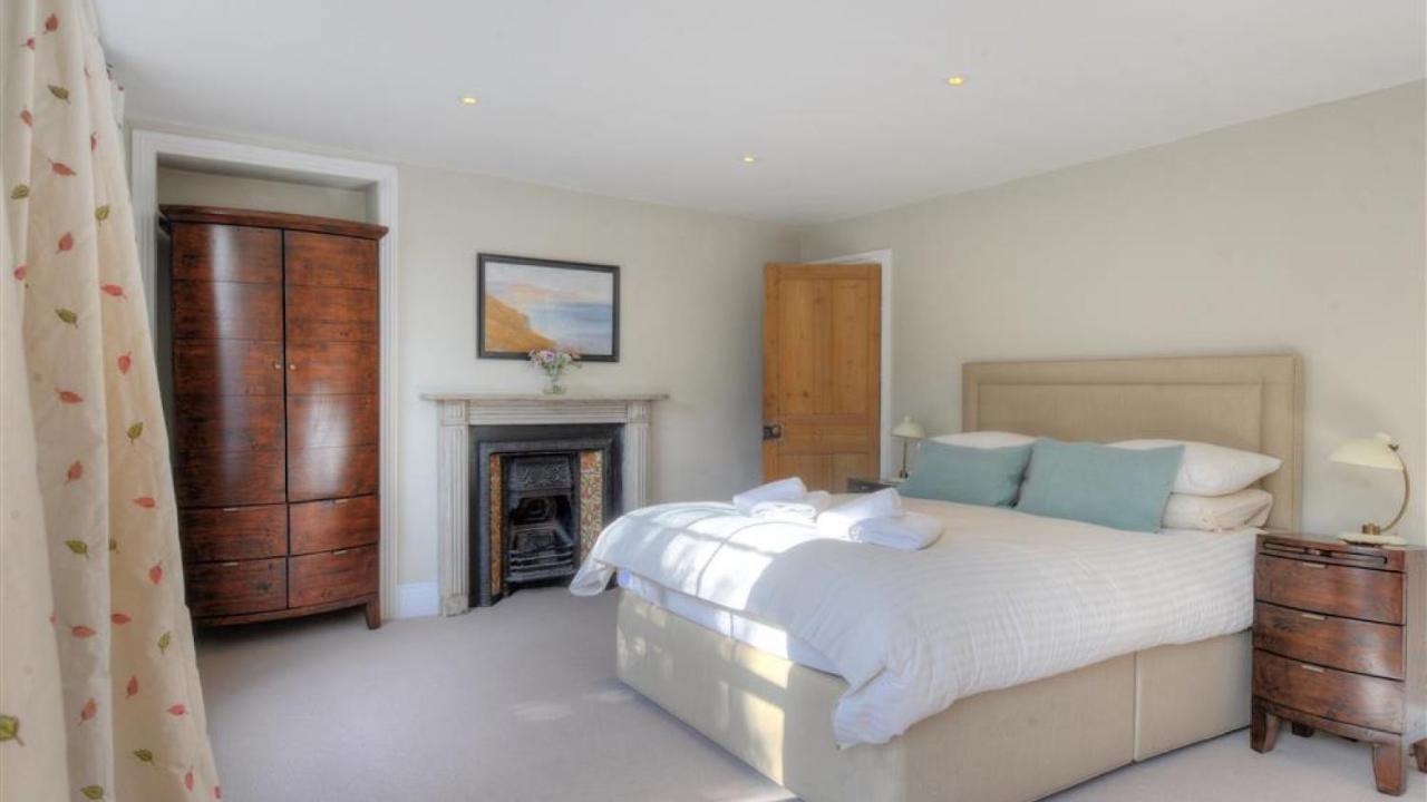 The Lodge Lyme Regis Exteriér fotografie